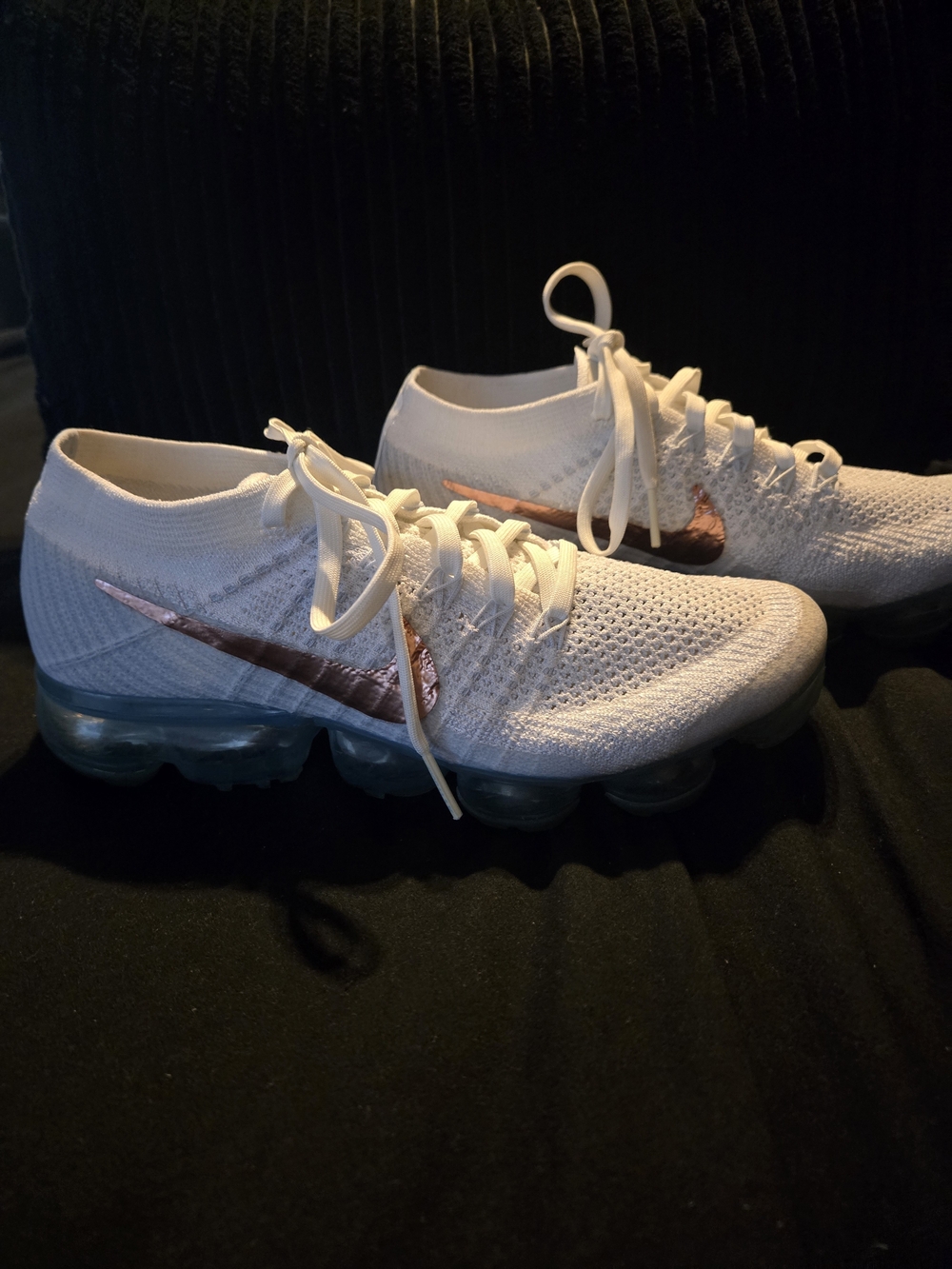 Nike Air VaporMax Explorer Light White Rose Gold Womens 8 849557-104